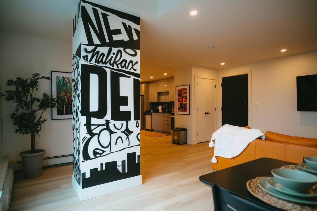 Chic Cozy Retreat - 2Br - Stunning North End Views Apartment Halifax Luaran gambar
