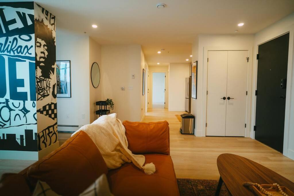Chic Cozy Retreat - 2Br - Stunning North End Views Apartment Halifax Luaran gambar