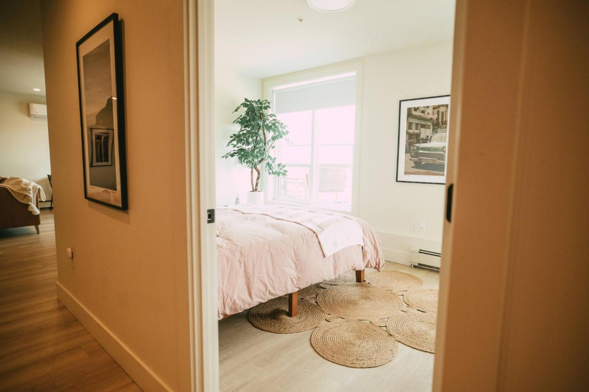 Chic Cozy Retreat - 2Br - Stunning North End Views Apartment Halifax Luaran gambar